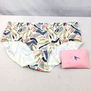 NWT EBY set of 2 seamless brief full coverage in willow and LA Piel size 4X